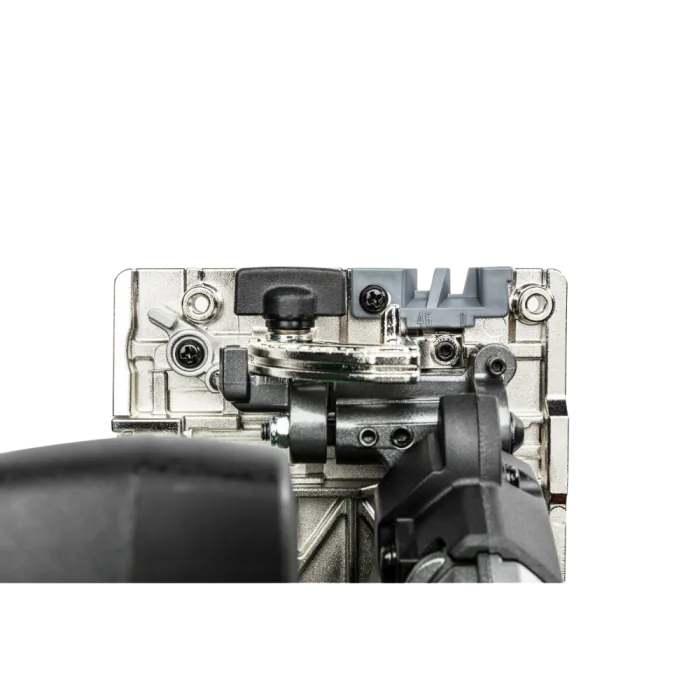 7010781_4